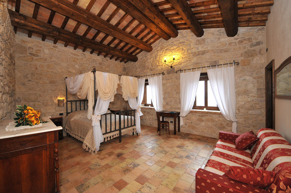 Agriturismo Borgo San Martino Abbateggio Exterior foto